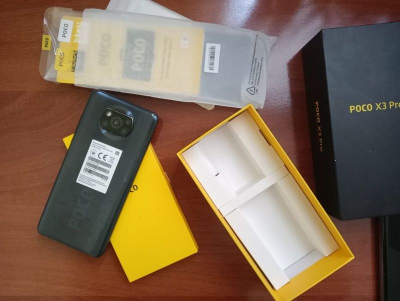 Poco X3 pro 8/256Gb sotiladi