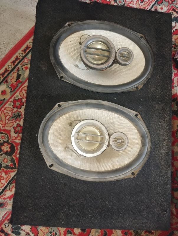Kenwood orginal sotiladi Kenwood orginal sotiladi