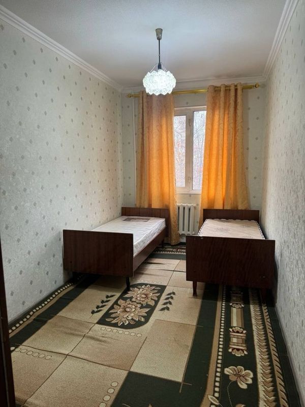 Chilonzor 3 . 14 dom 19 kv metroga yaqin . Boxcha maktab bor Chilonzor 3 . 14 dom 19 kv metroga yaqin . Boxcha maktab bor