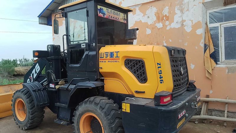 Xon ekskavator(погрузчик) Xon ekskavator(погрузчик)