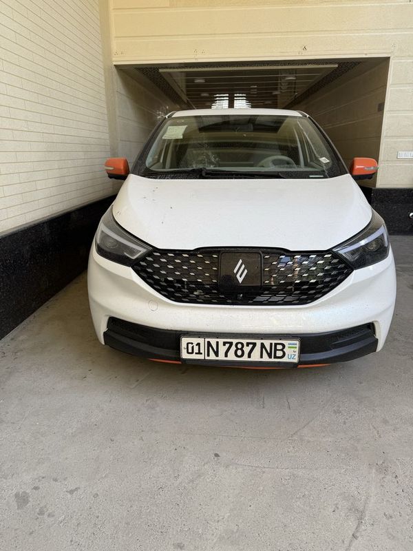 Elekteomobil Luks JMS EV-3 Elekteomobil Luks JMS EV-3