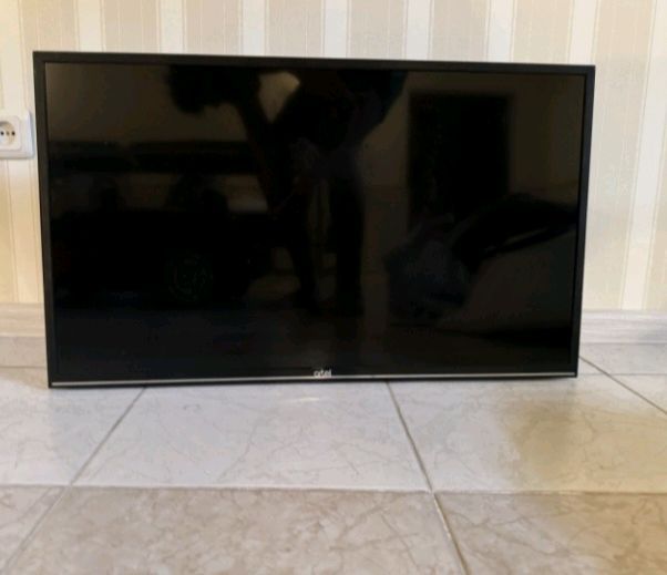 Artel 32 Televizor