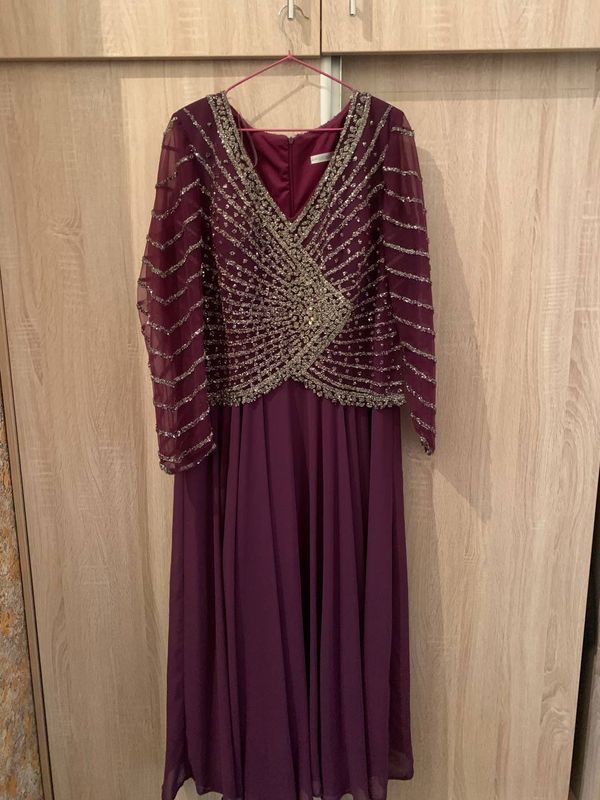 ko'ylak turkiya bur soat kirilgan 250$ ga olingan ko'ylak turkiya bur soat kirilgan 250$ ga olingan