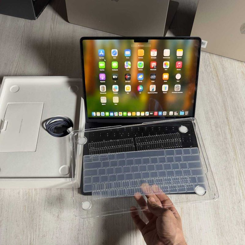 MacBook Air 2024 M3 Full box, 8/256 GB, batareya 100% + Chehol bonus! MacBook Air 2024 M3 Full box, 8/256 GB, batareya 100% + Chehol bonus!