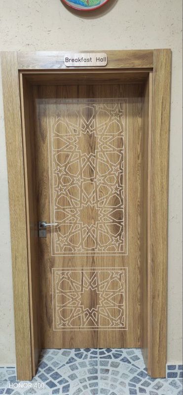 MDF eshiklar sotiladi. Kamplekt! 3 dona MDF eshiklar sotiladi. Kamplekt! 3 dona