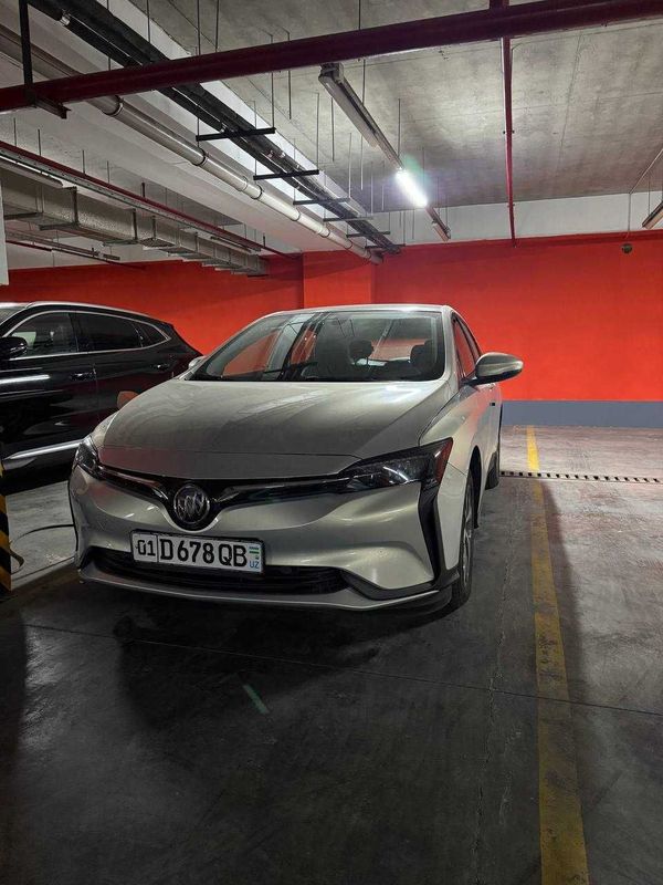 Buick Velite 6 2024 год 450 км Buick Velite 6 2024 год 450 км