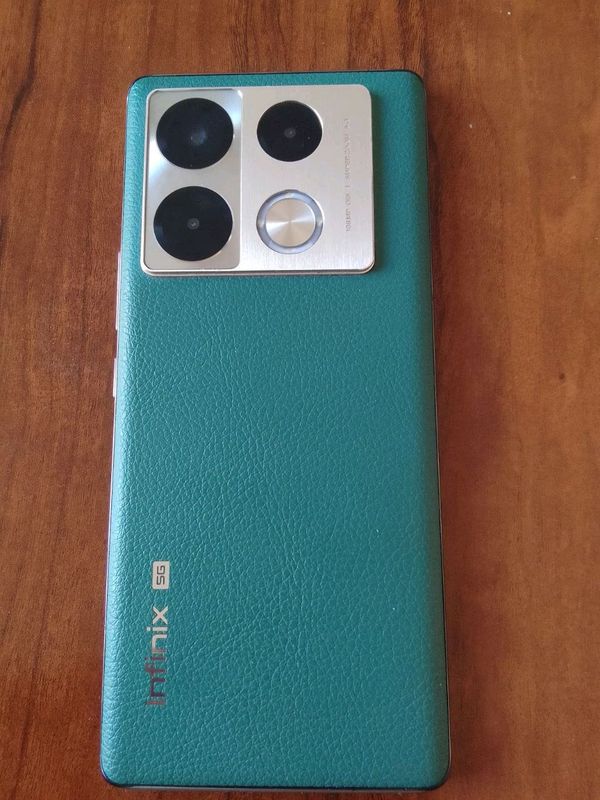 Infinix NOTE 40 Pro+ 5G Infinix NOTE 40 Pro+ 5G