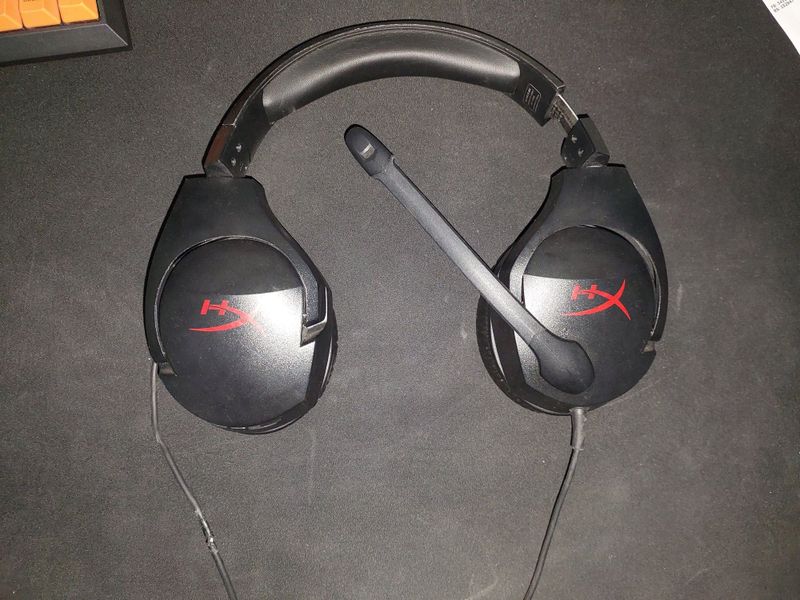 Продам наушники для ПК HyperX Cloud Stinger