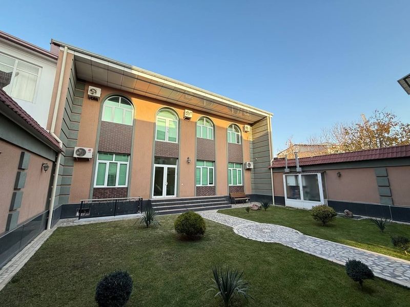 Аренда Нежилого 500 м2 Яккасарай Братские Аренда Нежилого 500 м2 Яккасарай Братские
