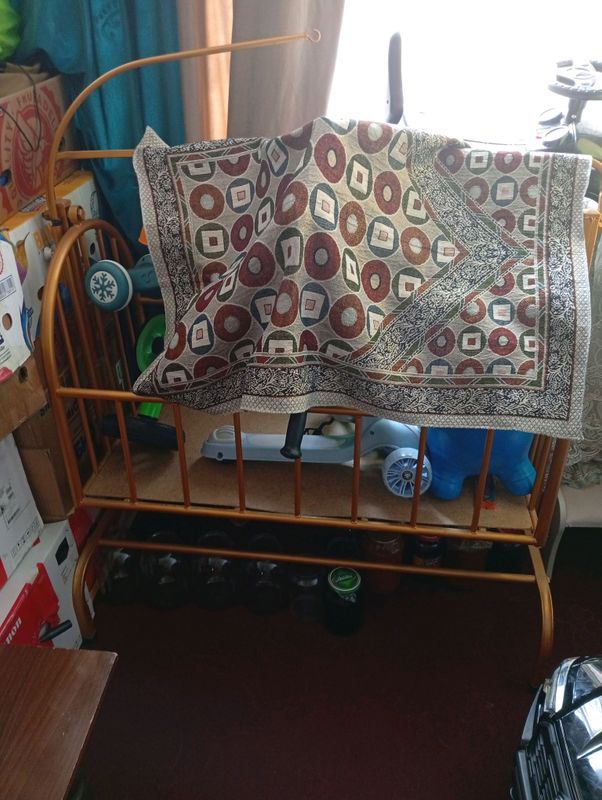 belanchak oltin rangli