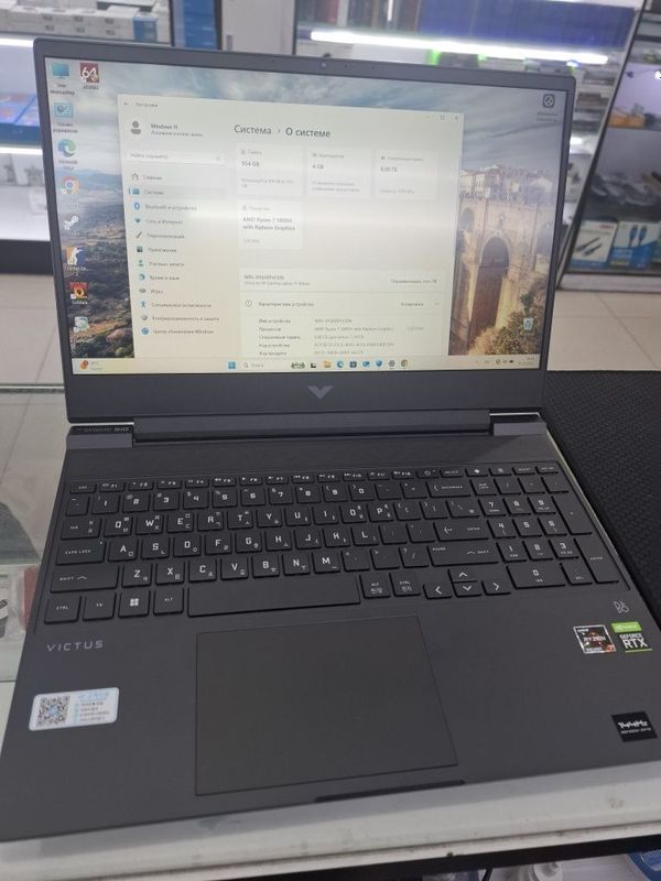 Hp Victus ryzen 7 5800H 8/1 tb RTX 3050ti ideal Hp Victus ryzen 7 5800H 8/1 tb RTX 3050ti ideal