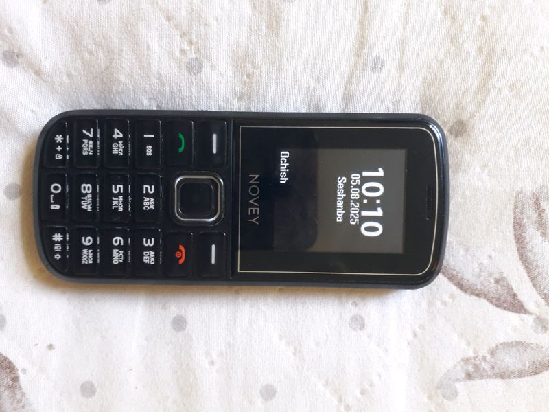 novey telefoni srochna sotiladi holati ideal