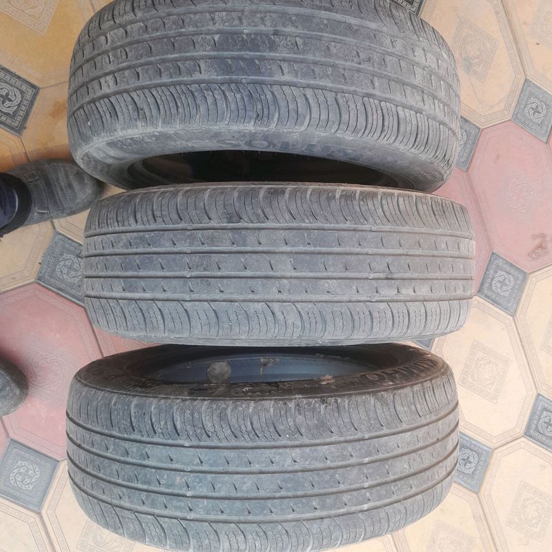 Balonlar sotiladi 195/65/15 3dona Balonlar sotiladi 195/65/15 3dona