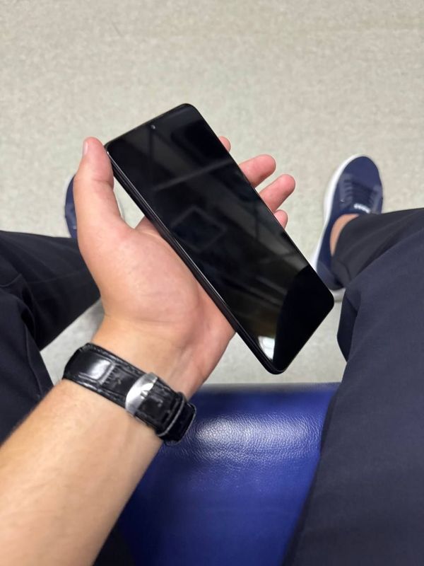 Samsung a12 srochno sotiladi Karo Kansas dakument zaryatkalari bor Samsung a12 srochno sotiladi Karo Kansas dakument zaryatkalari bor