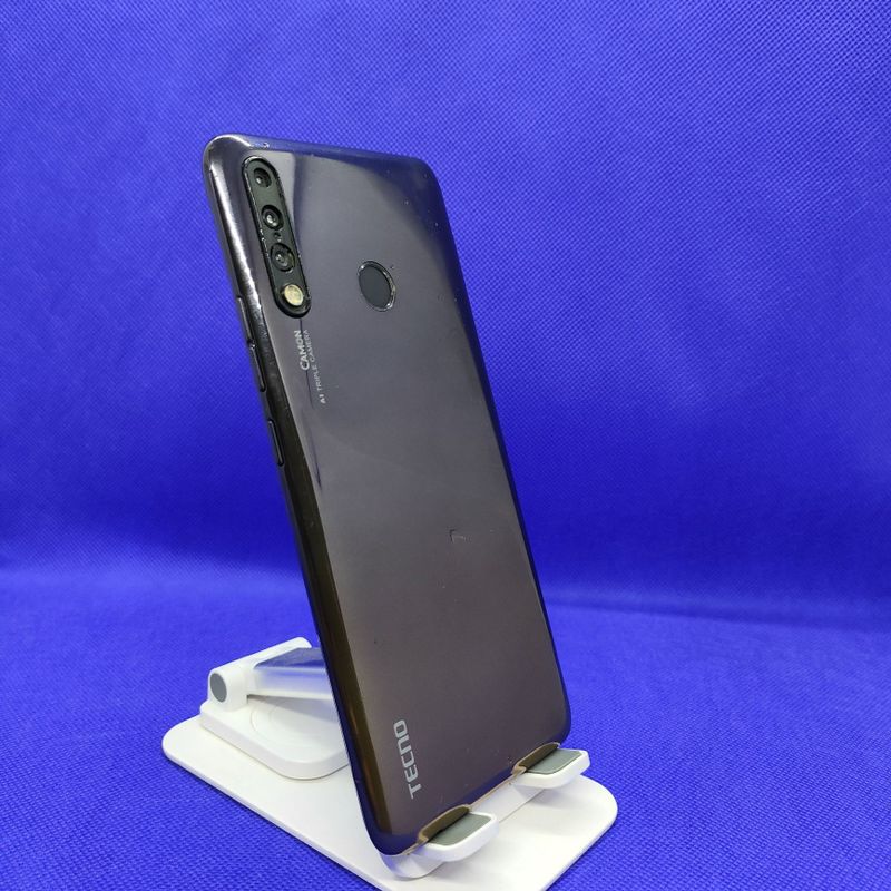 Techno C6 sotiladi Techno C6 sotiladi