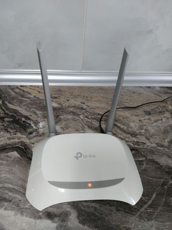 Wi-Fi роутер Tp-Link 840 n Wi-Fi роутер Tp-Link 840 n