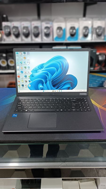 Notebook Acer i5