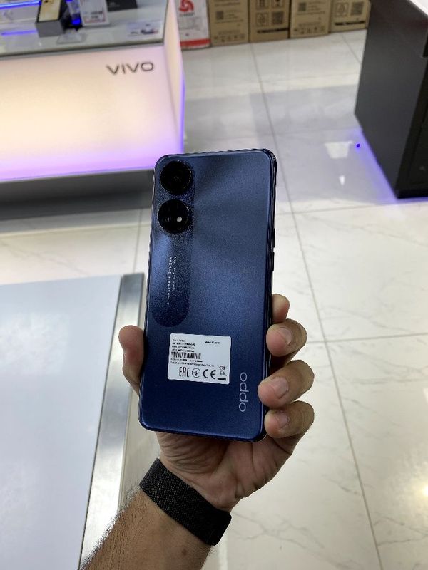 Telefon OPPO Reno 8T