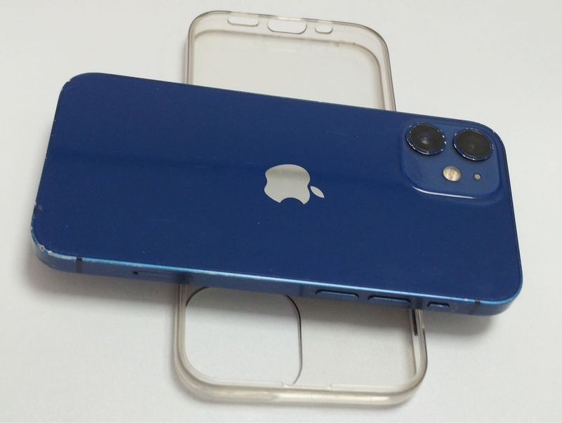 iphone 12 mini 64gb sotiladi srochno iphone 12 mini 64gb sotiladi srochno