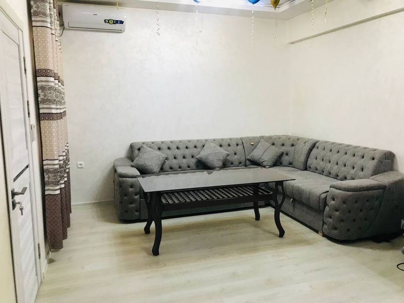 Yakkasaroy 3-etaj 700$