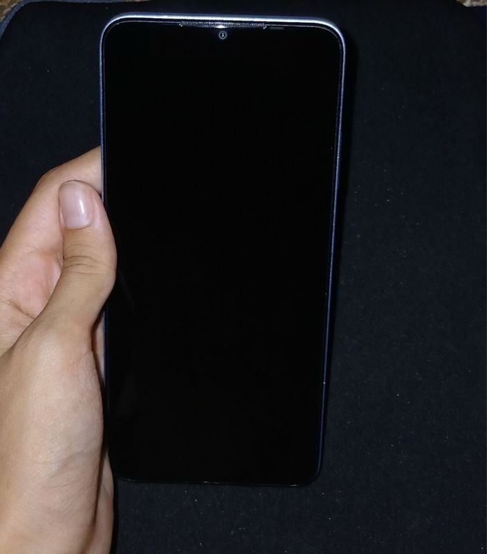 Infinix Hot 30i sotilad Infinix Hot 30i sotilad