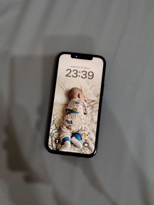 iphone 12pro max rangi qora iphone 12pro max rangi qora