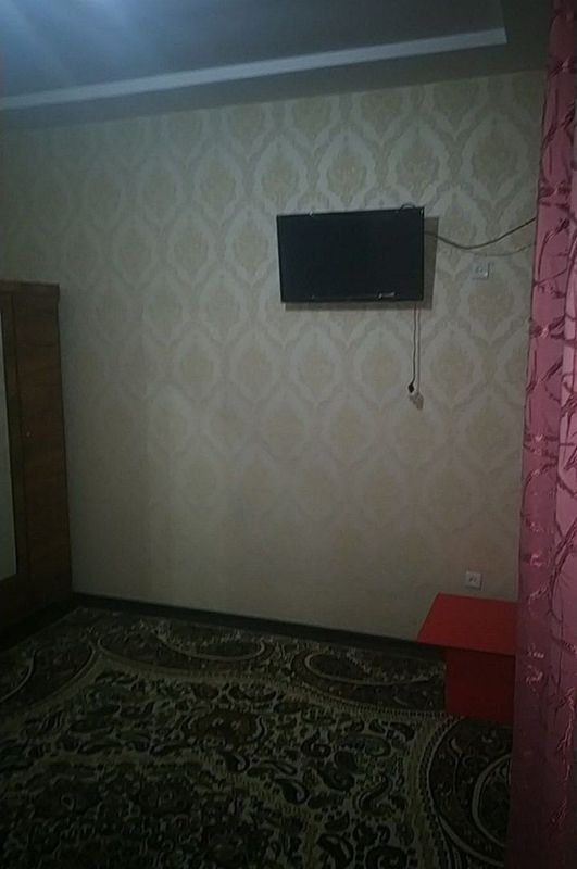 Аренда квартиры Карасу 6 1 комнатная 300$ 2 этаж
