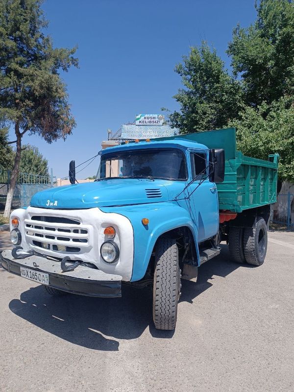 Автомобиль