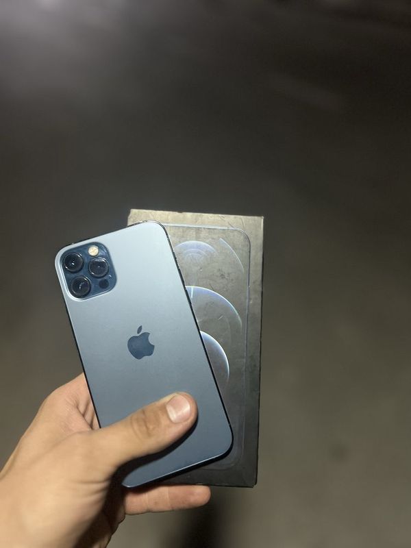 Iphone 12 pro sotiladi Iphone 12 pro sotiladi