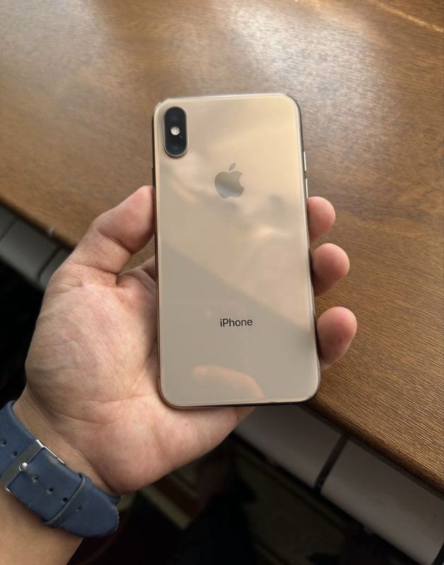 Iphone XS yaxshi xolatda Iphone XS yaxshi xolatda