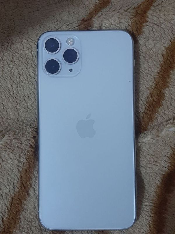 Iphone 11 pro xolati idealni