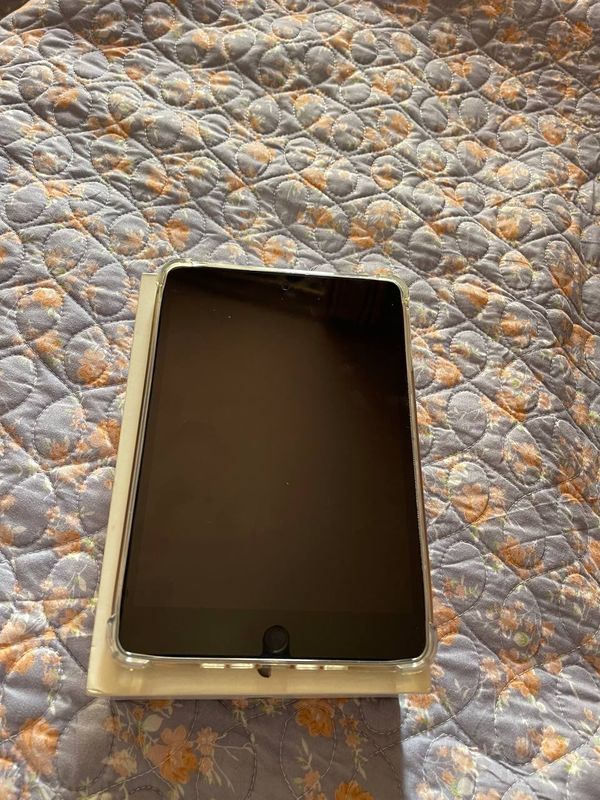 ipad 5 mini 256 lik ipad 5 mini 256 lik