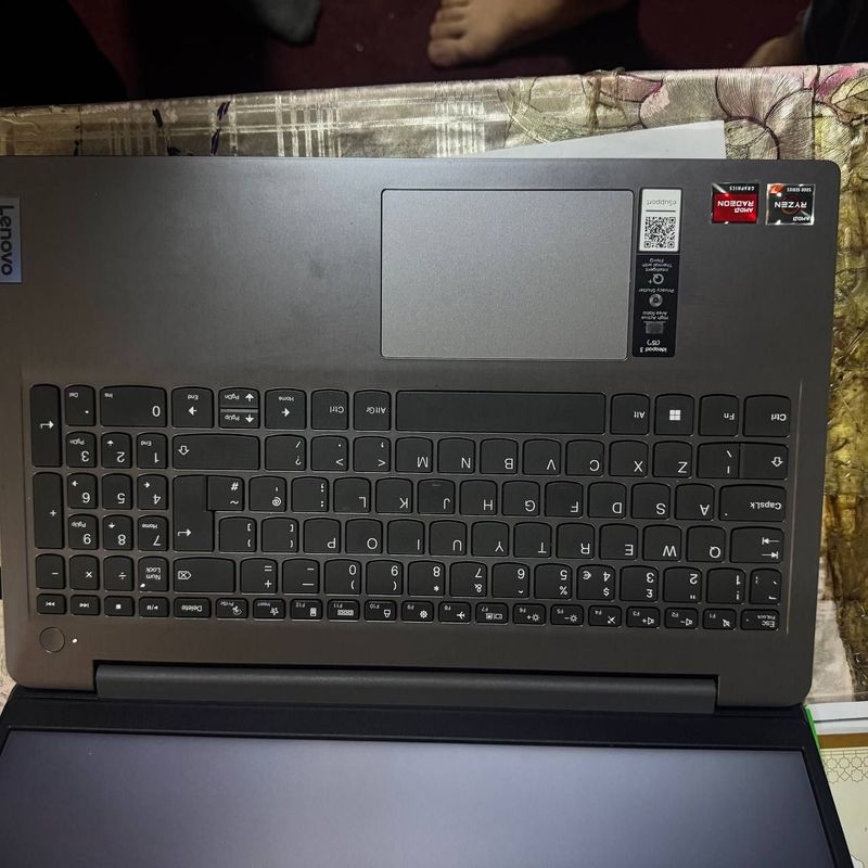 Lenovo Rayzon 7 15'6