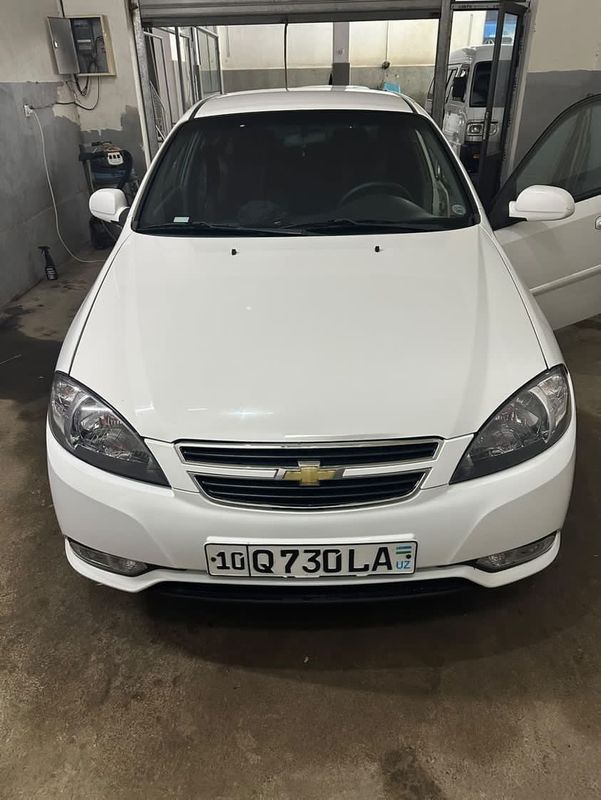 Lacetti gentra qilingan