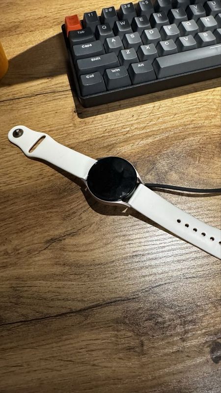 Продам Galaxy watch 5 40mm