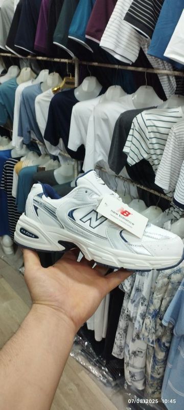Sport krasofka New Balans Yangi kiylmagan Vetnam 40-45gaca dastafka b