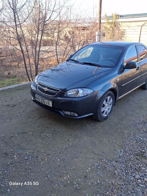 Chevrolet lacetti с гарантией