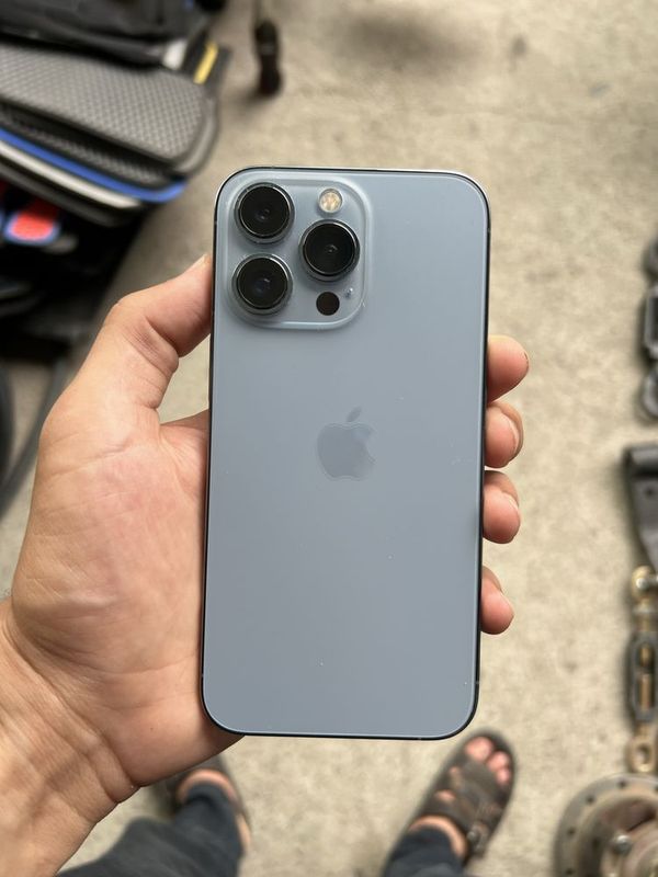 SROCHNO! iPhone 13 Pro SROCHNO! iPhone 13 Pro