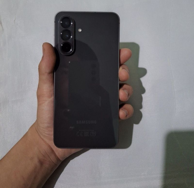 Samsung A 56 256 srochna Samsung A 56 256 srochna