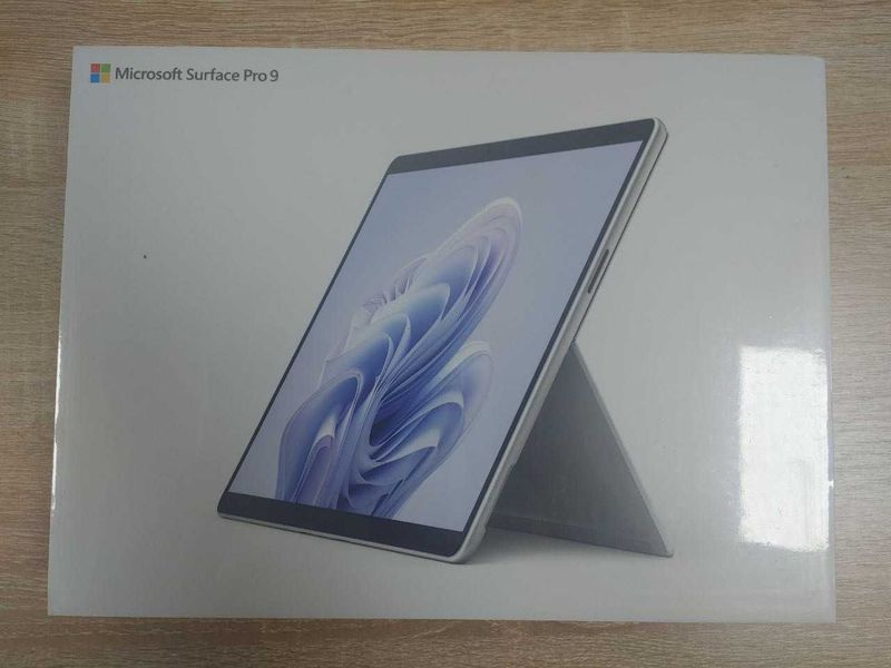 в наличии Microsoft Surface Pro 9 Core i5-12/8GB/256GB 13" Platinum