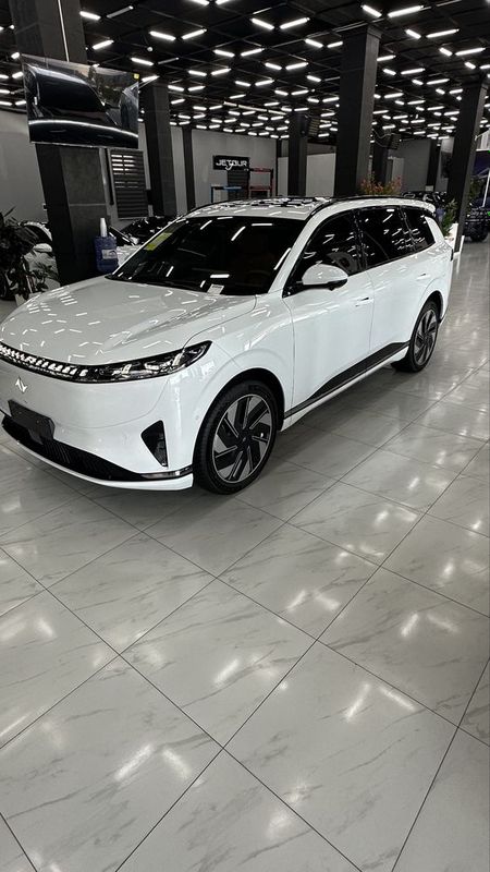 DONGFENG 008 Gibrid 1300km CLTC C16 DONGFENG 008 Gibrid 1300km CLTC C16