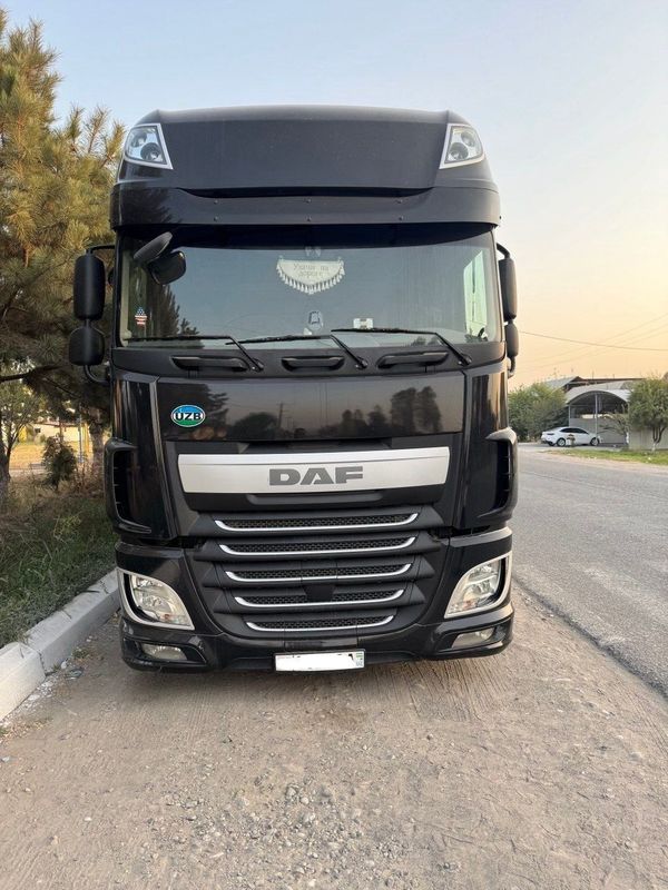 DAF XF EURO 6 Паравоз + WECON прицеп Сотилади DAF XF EURO 6 Паравоз + WECON прицеп Сотилади