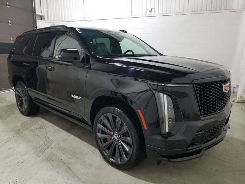 Cadillac Escalade V Series CIP TASHKENT Cadillac Escalade V Series CIP TASHKENT