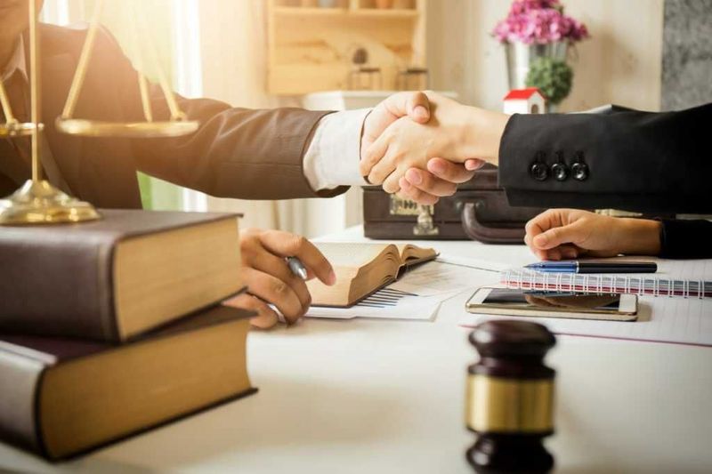 Опытные Адвокаты Услуги по уголовным гражданским экономическим делам