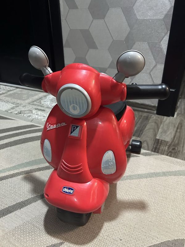 Chiccho Vespa детский мотоцикл