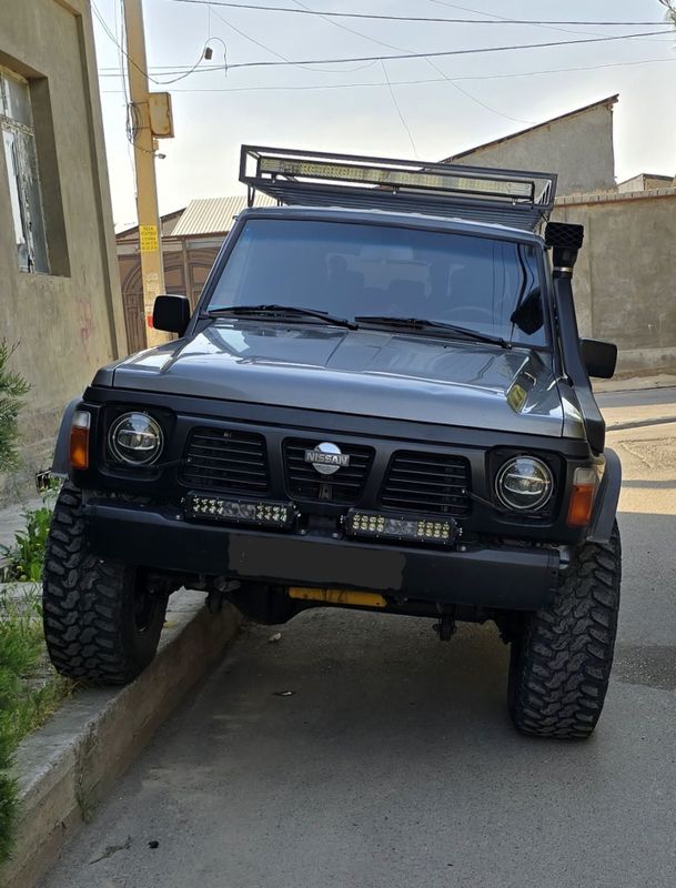 Nissan Patrol Y60 Nissan Patrol Y60