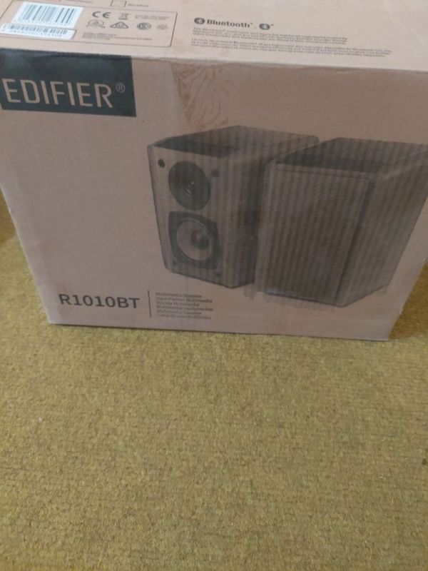 Продам колонки Edifier R 1010BT
