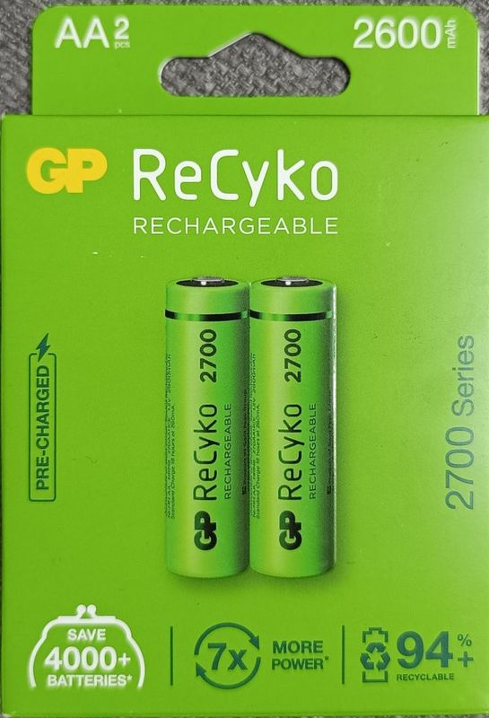 GP ReCyko аккумуляторные батарейки АА объем 2700 mAh