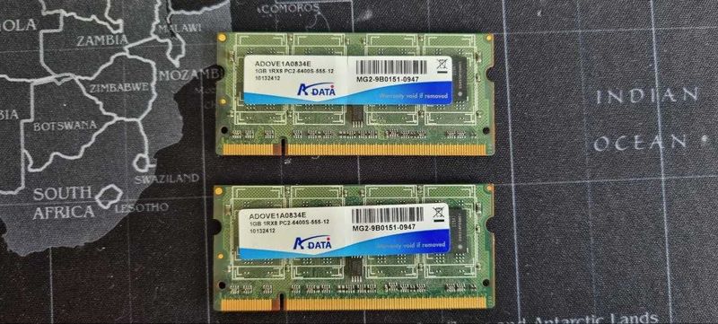 ddr 2 для ноутбука 1Gbx2шт=Gb Adata