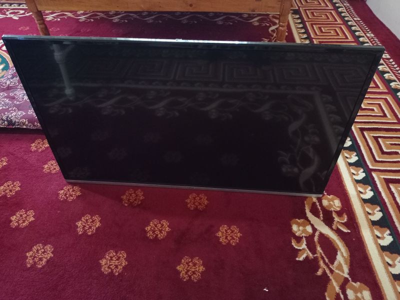 Artel tv 43 yaxshi holatda